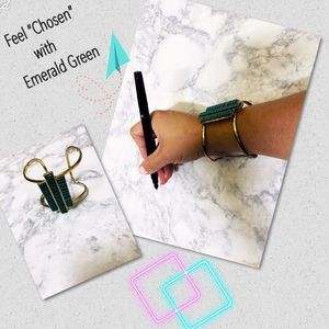 Emerald Gold Bracket